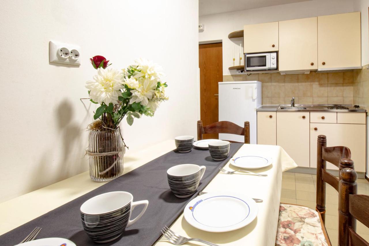 شقة Galapagus Privat Beach & Boat Dock ميتغنا المظهر الخارجي الصورة