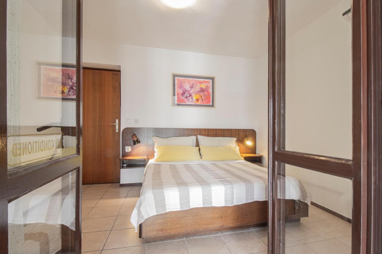 شقة Galapagus Privat Beach & Boat Dock ميتغنا المظهر الخارجي الصورة