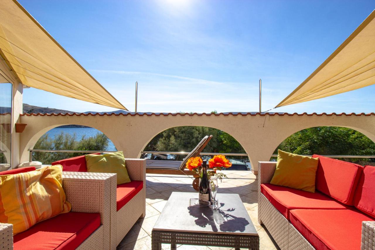 شقة Galapagus Privat Beach & Boat Dock ميتغنا المظهر الخارجي الصورة