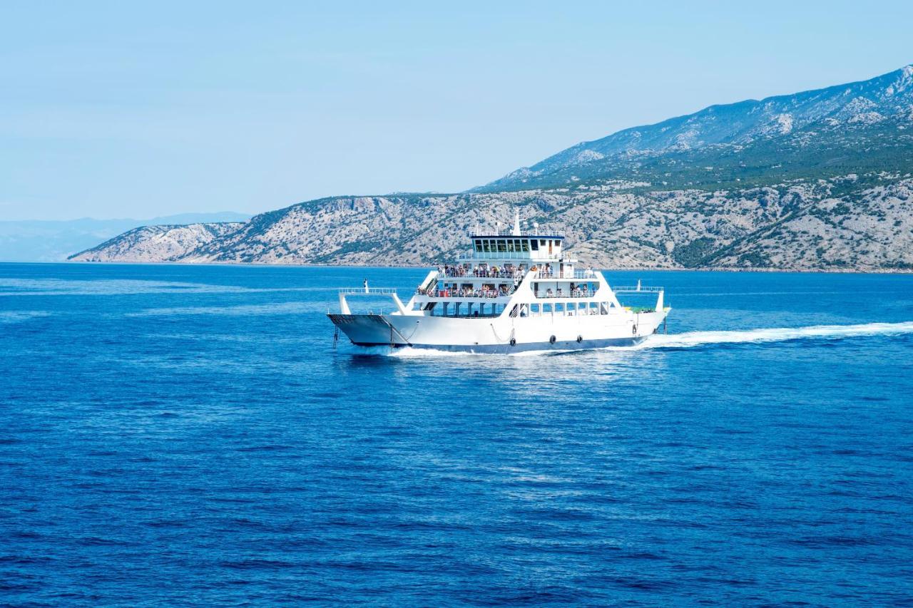 شقة Galapagus Privat Beach & Boat Dock ميتغنا المظهر الخارجي الصورة