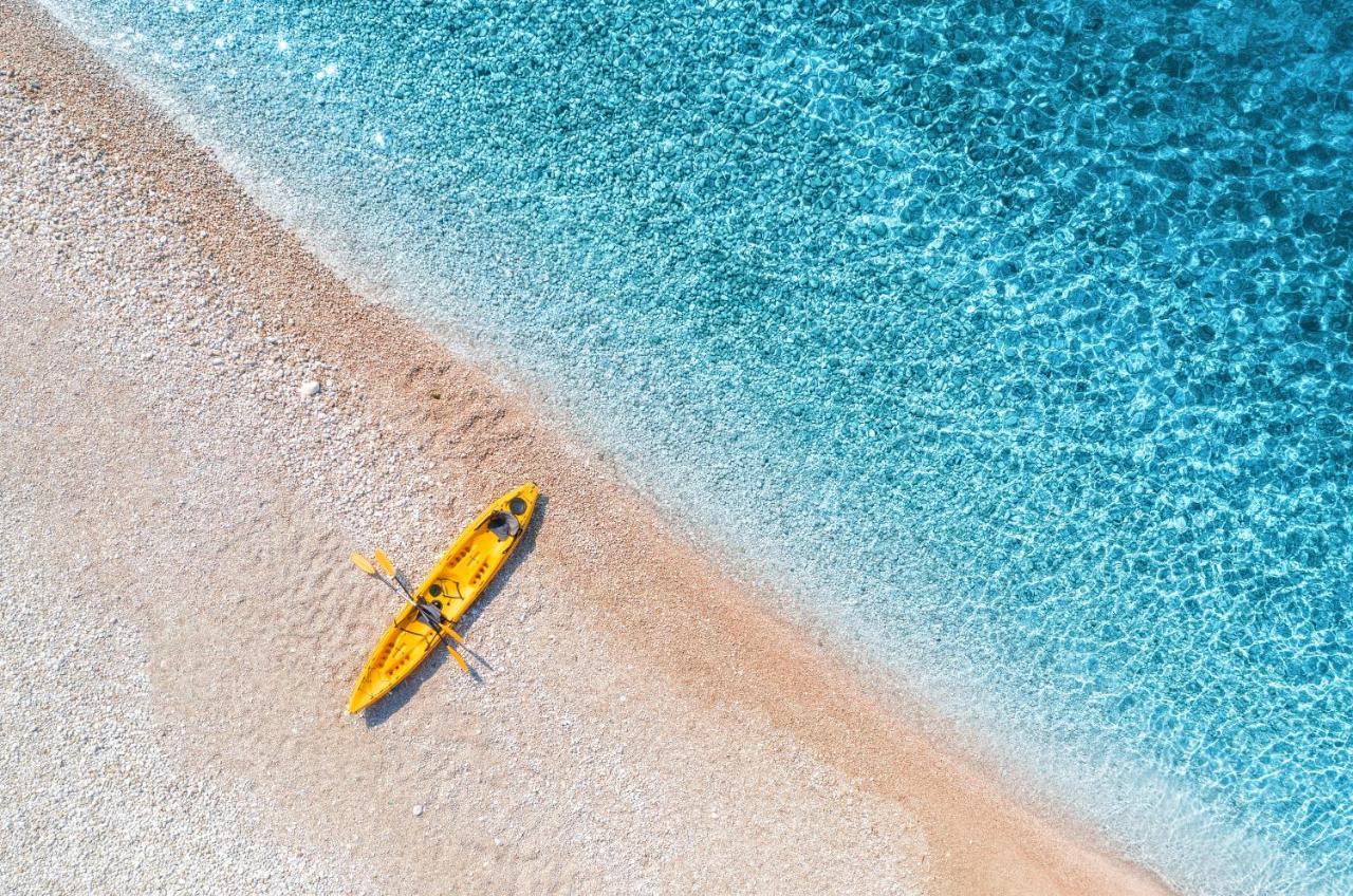 شقة Galapagus Privat Beach & Boat Dock ميتغنا المظهر الخارجي الصورة